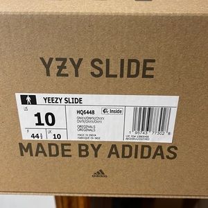 Yeezy dark grey brand new slides
